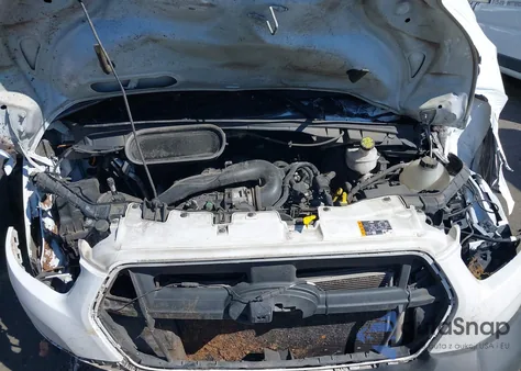 2022 Ford Transit-250 z USA, uszkodzony, nr VIN 1FTBR2C87NKA81893